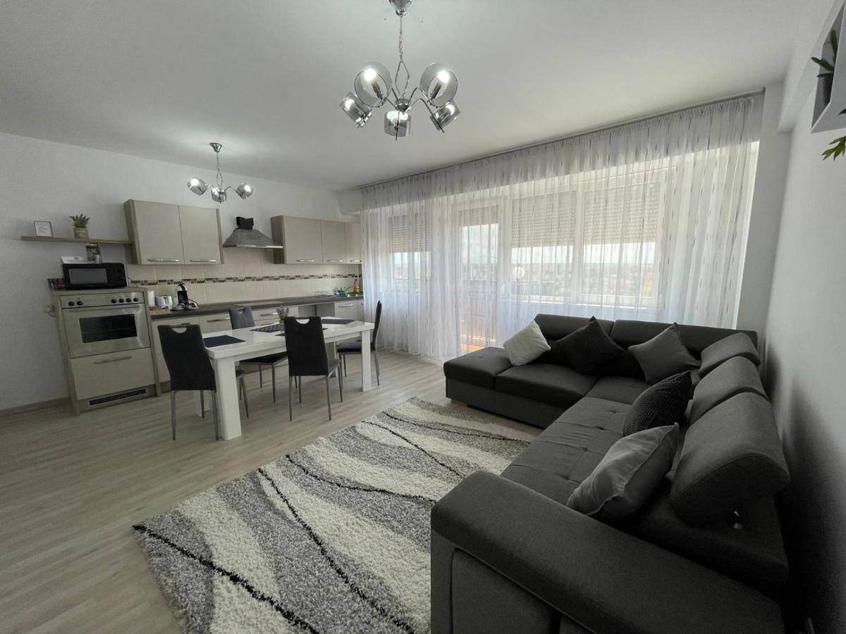 Class Deluxe Apartments Oradea Zewnętrze zdjęcie