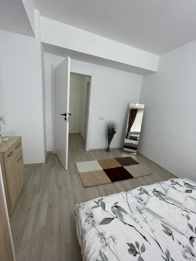 Class Deluxe Apartments Oradea Zewnętrze zdjęcie