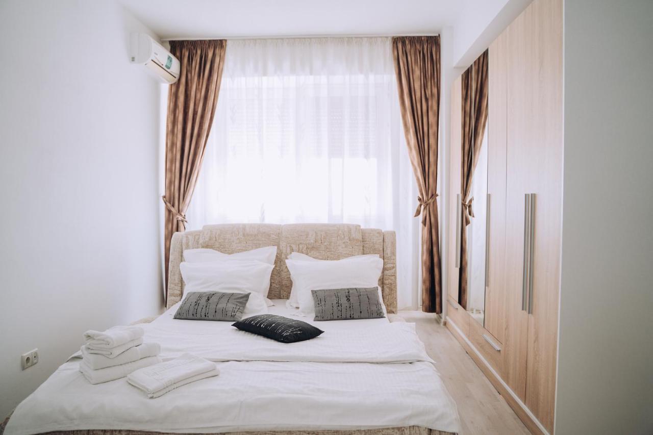 Class Deluxe Apartments Oradea Zewnętrze zdjęcie