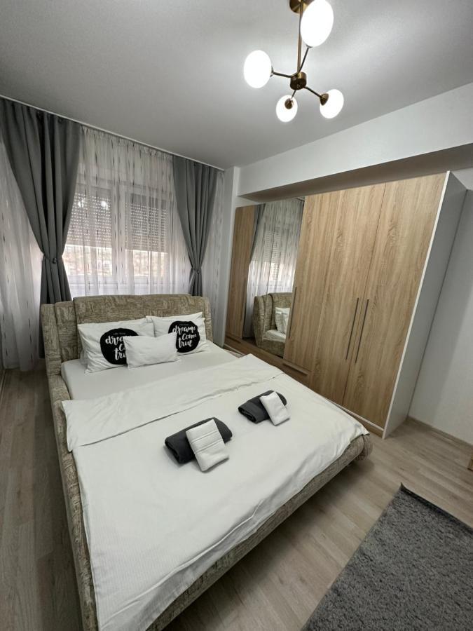 Class Deluxe Apartments Oradea Zewnętrze zdjęcie